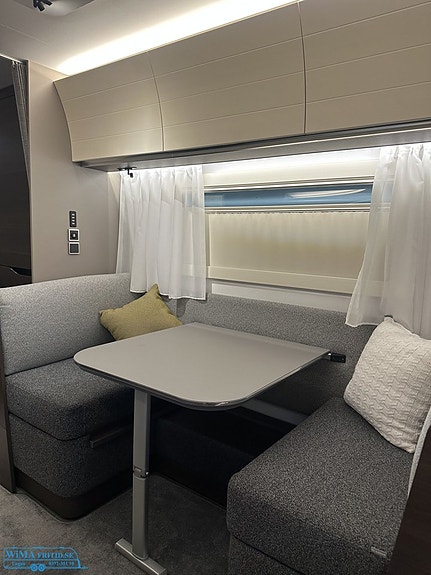 Adria ALPINA 753 UP 2 of 21