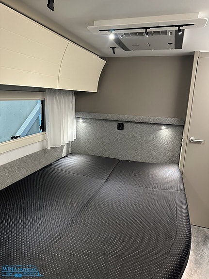 Adria ALPINA 753 UP 6 of 21