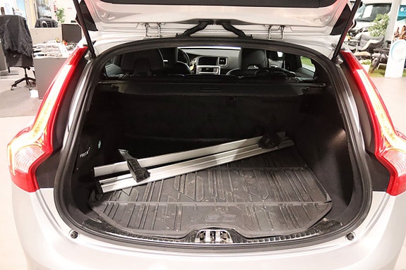 Volvo V60 5 of 5