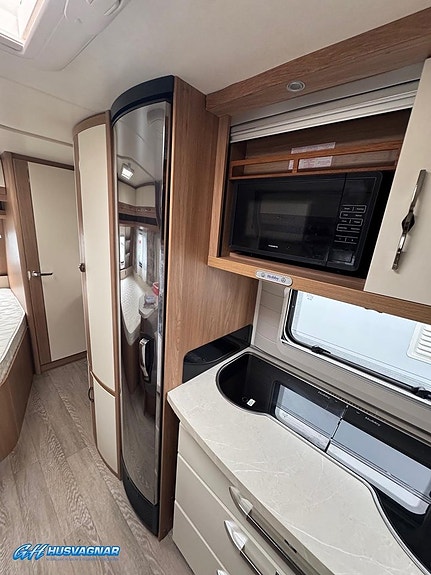 Hobby 560 KMFE DE LUXE *ALDE* 3 of 8