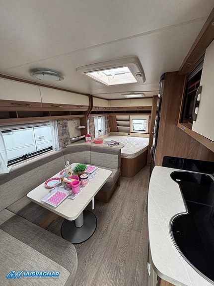 Hobby 560 KMFE DE LUXE *ALDE* 2 of 8