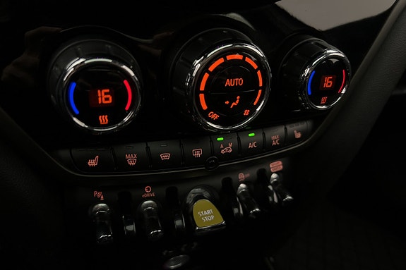 MINI Countryman Cooper SE 21 of 30