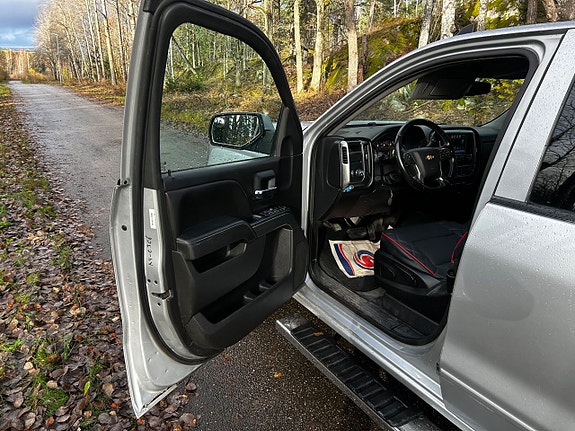 Chevrolet Silverado 1500 15 of 20
