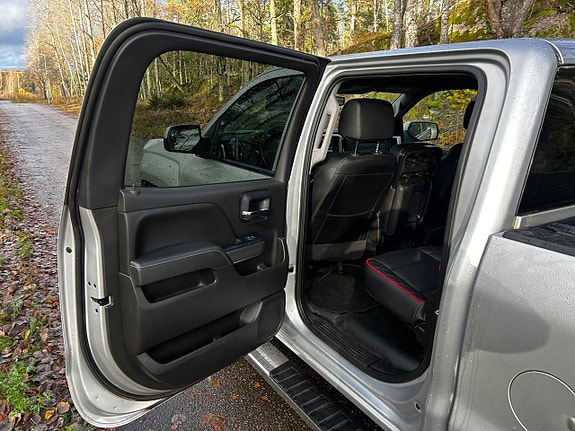 Chevrolet Silverado 1500 10 of 20