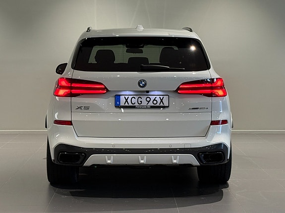 BMW X5 4 of 5