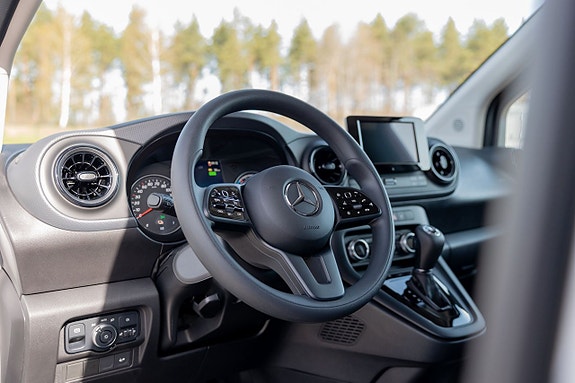 Mercedes-Benz eCitan 11 of 12