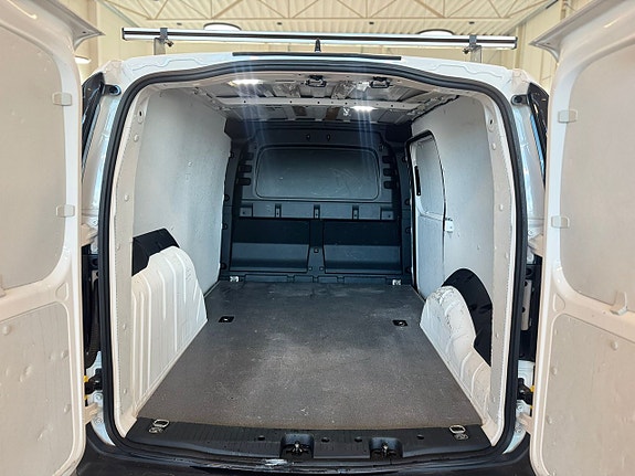 Volkswagen Caddy Maxi 7 of 14