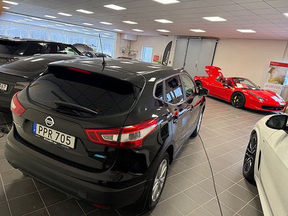 Nissan Qashqai 3 of 5