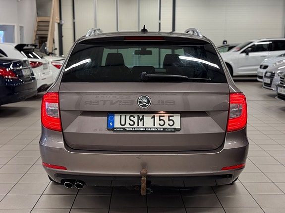 Skoda Superb 9 of 24