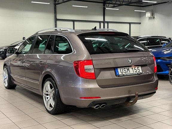Skoda Superb 10 of 24