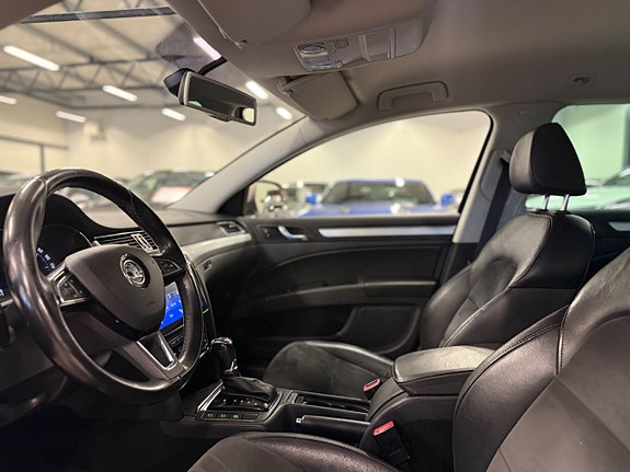 Skoda Superb 13 of 24