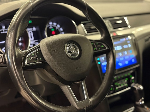 Skoda Superb 15 of 24