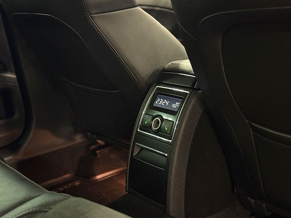 Skoda Superb 22 of 24