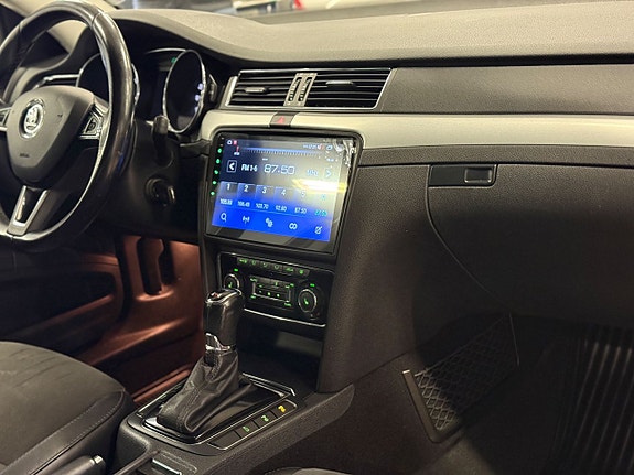 Skoda Superb 17 of 24