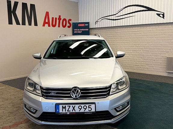 Volkswagen Passat 2 of 5