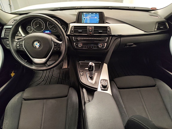 BMW 320 4 of 5