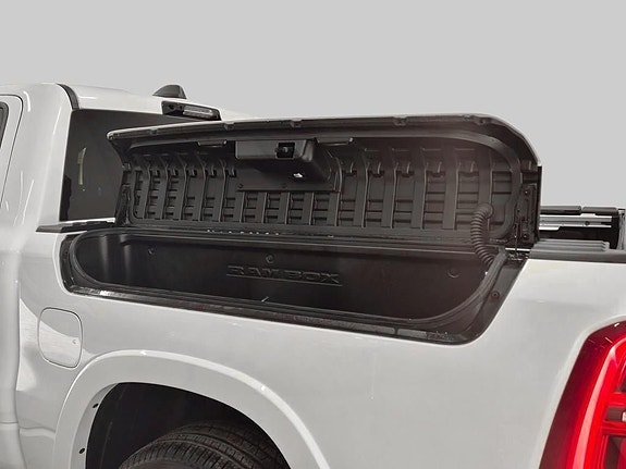 Dodge RAM 1500 20 of 24