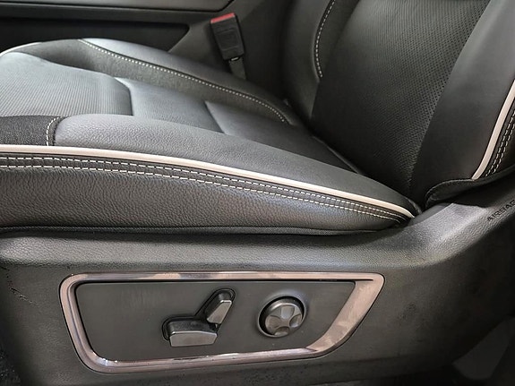 Dodge RAM 1500 15 of 24