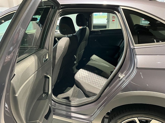 Volkswagen Taigo 10 of 11
