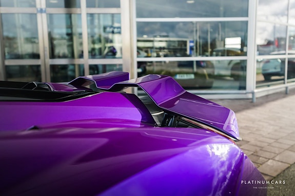 Lamborghini Revuelto 22 of 26