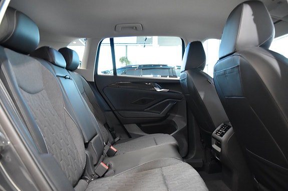 Volkswagen Tiguan 16 of 22