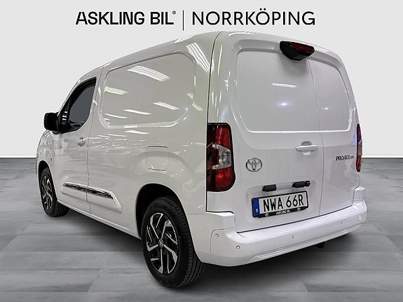 Toyota Proace City 2 of 5