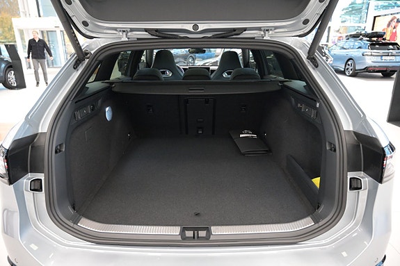 Volkswagen Passat 27 of 27