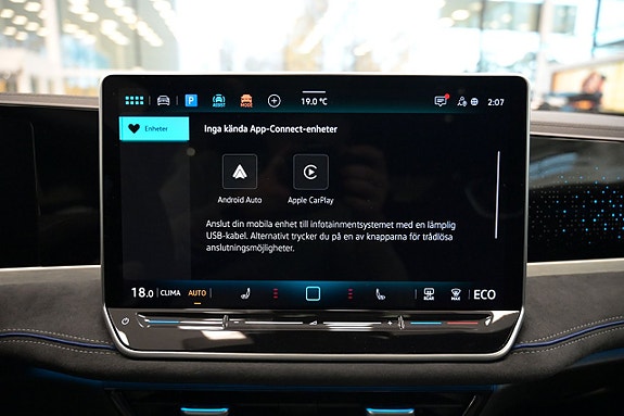 Volkswagen Passat 17 of 27