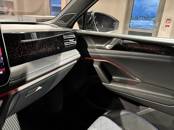 Volkswagen Tiguan 17 of 24
