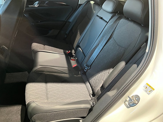Volkswagen Tiguan 15 of 17