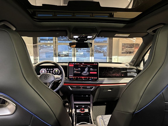 Volkswagen Tiguan 21 of 24