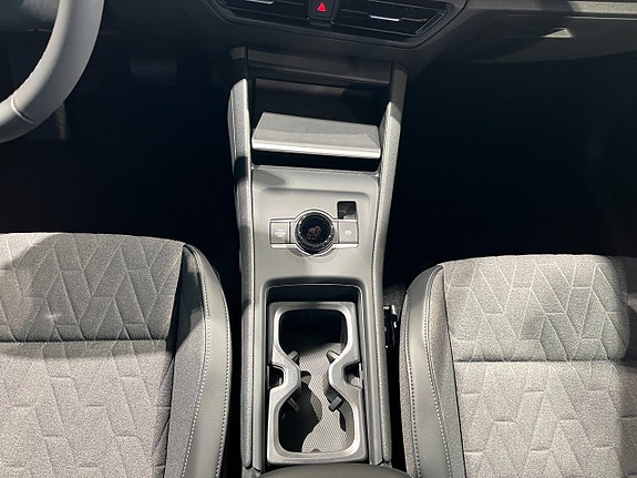 Volkswagen Tiguan 13 of 17