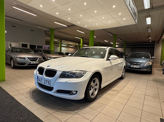 BMW 320 3 of 15
