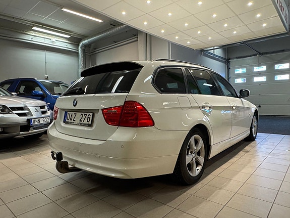 BMW 320 5 of 15