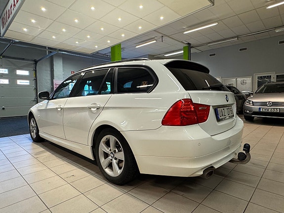 BMW 320 6 of 15