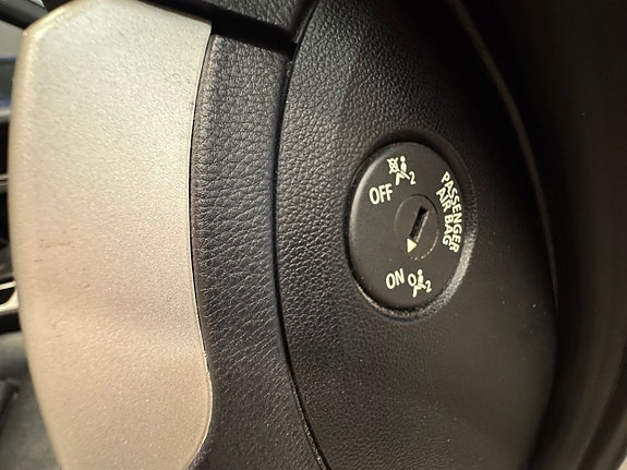 BMW 320 11 of 15