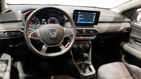 Dacia Sandero 7 of 16