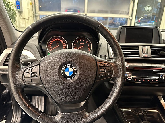 BMW 118i 14 of 14