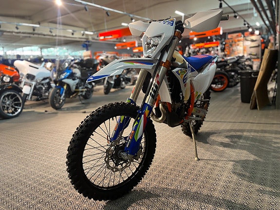 KTM 450 EXC-F 6DAYS "Omgående leverans" 4 of 5