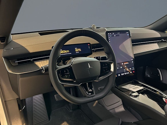 Polestar 3 4 of 10