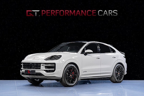 Porsche Cayenne 3 of 5