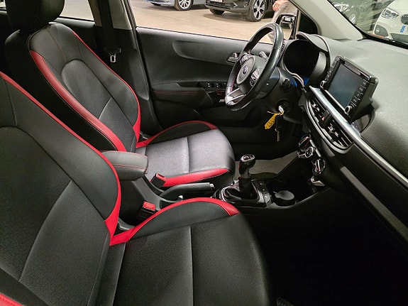 Kia Picanto 7 of 11