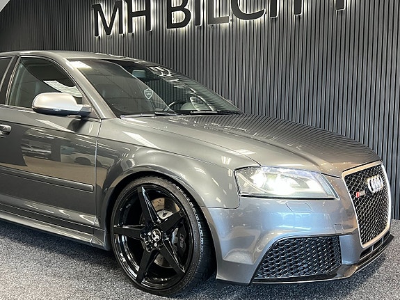 Audi RS3 2 of 20