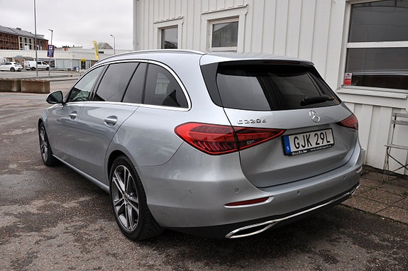 Mercedes-Benz C220 d 4 of 13