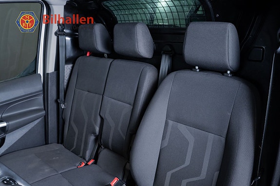Ford Transit Connect 9 of 10