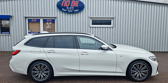 BMW 330e 4 of 16