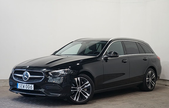 Mercedes-Benz C300 2 of 5