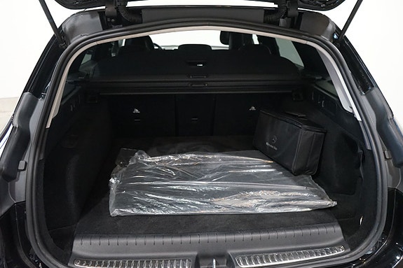 Mercedes-Benz C300 10 of 11