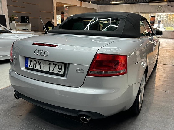 Audi A4 5 of 5