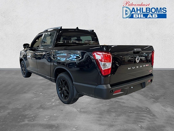SsangYong Musso Grand 3 of 20